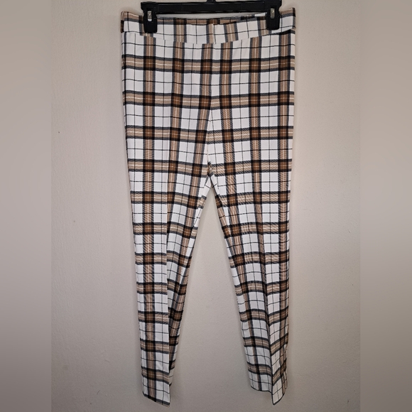 Amanda Plaid Ankle Crop‎ Slim Leg Pants In Ivory Carmel - Picture 1 of 5